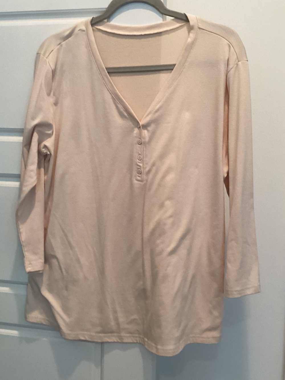 Women's Long Sleeve V-Neck Henley Top - Soft Blush